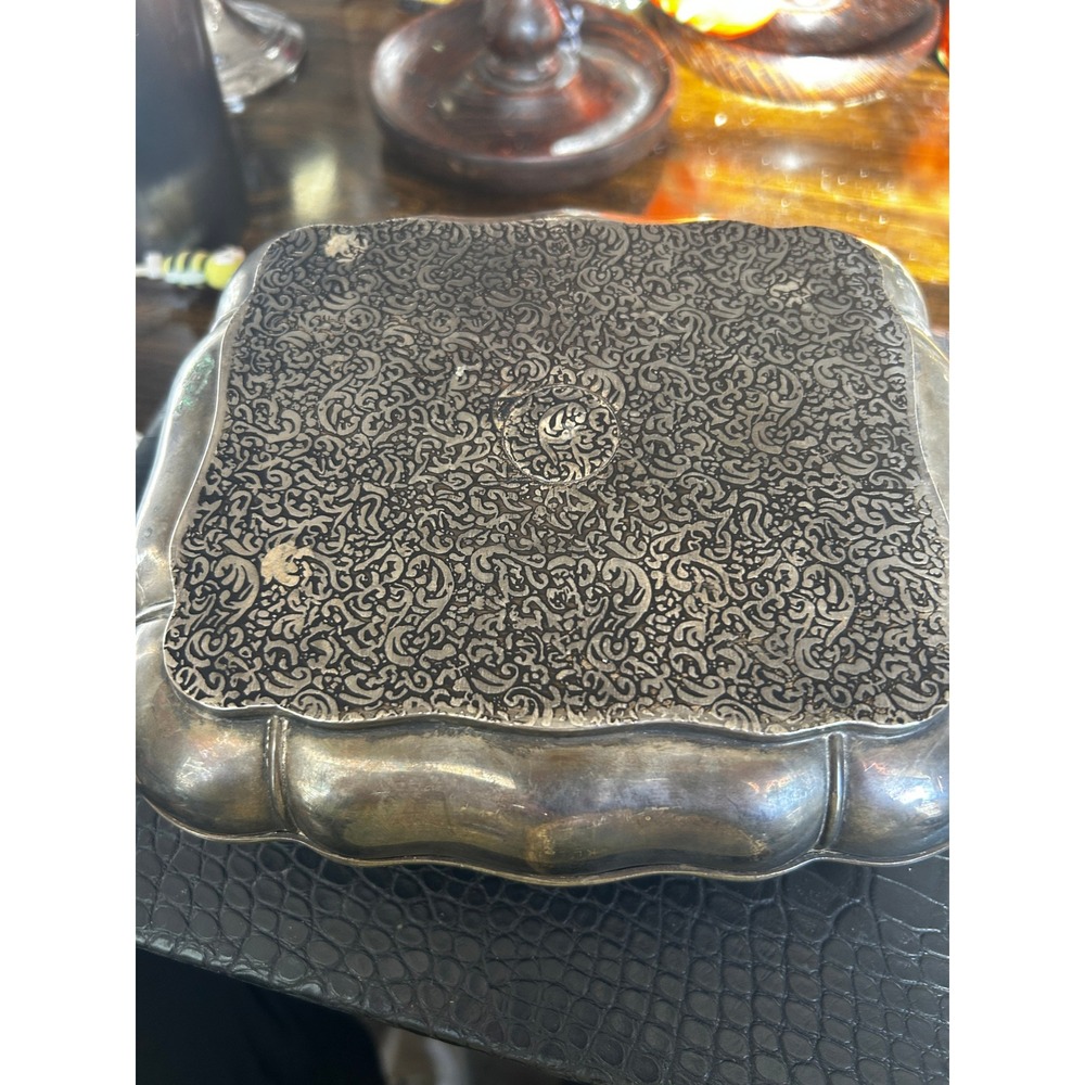 VIntage Ornate Silver Plated Victorian Style Trinket Box - Picture 5 of 5
